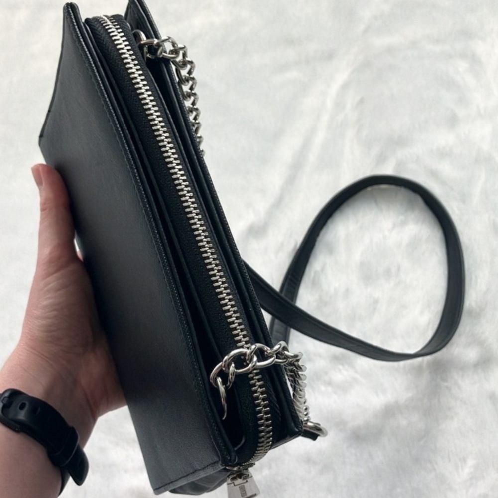 Like New Steve Madden Black Crossbody Double Sided Wallet Purse - Picture 8 of 11